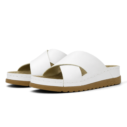Riva White